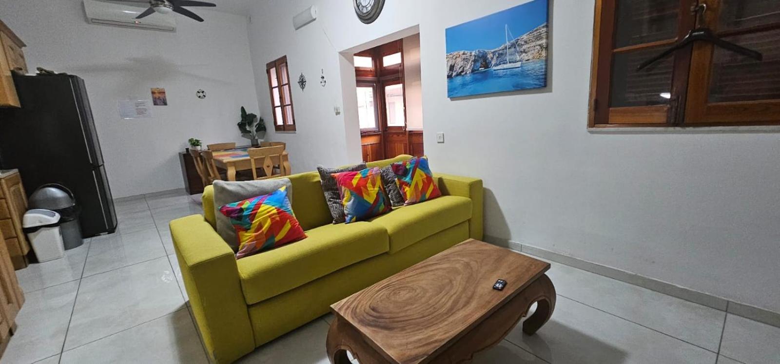 3 Floors Villa On Promenade 4 Bedrooms 3 Bathrooms Sliema Exterior photo